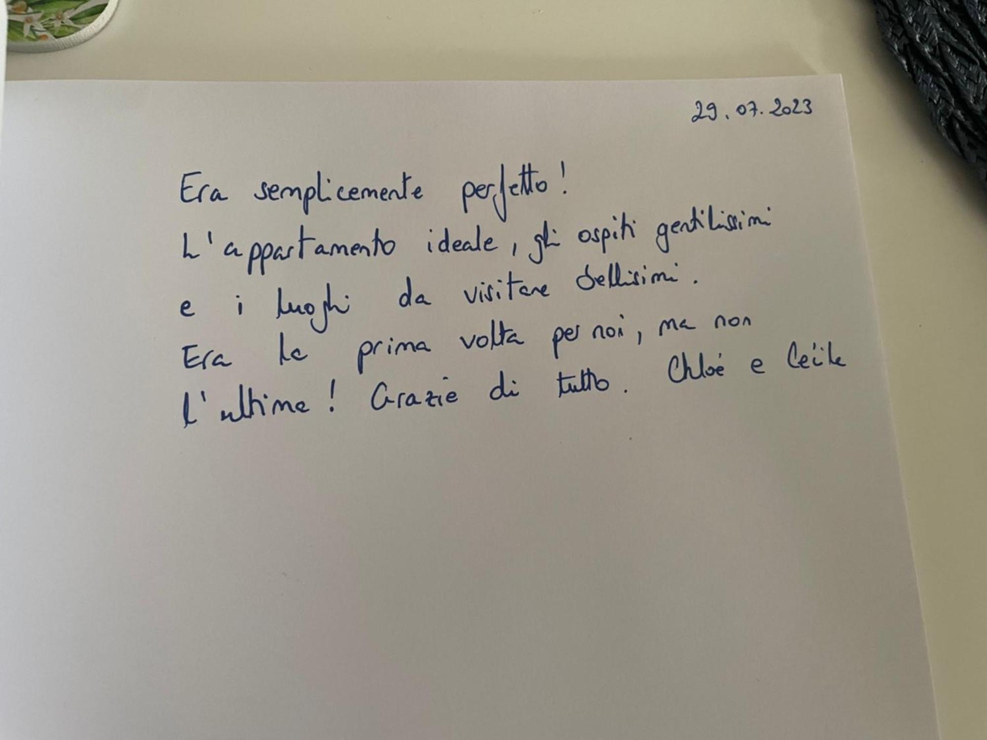 Casa Vacanza La Zagara Mottola Exterior foto